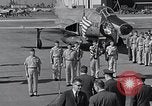 Standbild Präsident John F Kennedy kommt auf der Homestead Air Force Base an Homestead Florida USA, 1962, aus Sekunde 55 historischem Filmmaterial Videoclip 65675025267