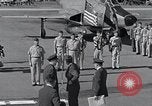 Standbild Präsident John F Kennedy kommt auf der Homestead Air Force Base an Homestead Florida USA, 1962, aus Sekunde 60 historischem Filmmaterial Videoclip 65675025267