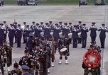 Standbild Air Force Band bereitet sich auf die Ankunft der wichtigsten Cooper Washington DC USA, 1963, aus Sekunde 22 historischem Filmmaterial Videoclip 65675025269