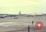 Standbild Air Force Band bereitet sich auf die Ankunft der wichtigsten Cooper Washington DC USA, 1963, aus Sekunde 30 historischem Filmmaterial Videoclip 65675025269