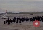 Standbild Air Force Band bereitet sich auf die Ankunft der wichtigsten Cooper Washington DC USA, 1963, aus Sekunde 52 historischem Filmmaterial Videoclip 65675025269