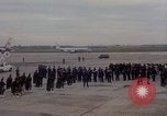 Standbild Air Force Band bereitet sich auf die Ankunft der wichtigsten Cooper Washington DC USA, 1963, aus Sekunde 56 historischem Filmmaterial Videoclip 65675025269