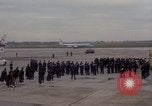 Standbild Air Force Band bereitet sich auf die Ankunft der wichtigsten Cooper Washington DC USA, 1963, aus Sekunde 58 historischem Filmmaterial Videoclip 65675025269
