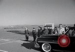 Image Le président Kennedy et parti officiel arriver à domaine 576A Vandenberg Air Force Base California USA, 1962, de la seconde 39 séquences d'archives historiques vidéo 65675025277