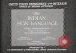 Standbild Native American Indian Council Meeting mit Zeichensprache Fort Browning Montana USA, 1930, aus Sekunde 6 historischem Filmmaterial Videoclip 65675025291