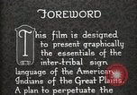 Standbild Native American Indian Council Meeting mit Zeichensprache Fort Browning Montana USA, 1930, aus Sekunde 31 historischem Filmmaterial Videoclip 65675025291