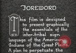 Standbild Native American Indian Council Meeting mit Zeichensprache Fort Browning Montana USA, 1930, aus Sekunde 32 historischem Filmmaterial Videoclip 65675025291