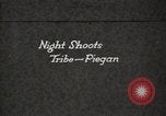 Immagine di Native American Indian Chief germogli di notte si presenta Fort Browning Montana USA, 1930, secondo 1 filmato di repertorio 65675025295
