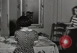 Standbild arbeiten die amerikanischen Frauen zu Hause New York United States USA, 1950, aus Sekunde 44 historischem Filmmaterial Videoclip 65675025320