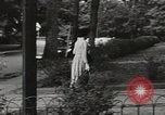 Standbild arbeiten die amerikanischen Frauen zu Hause New York United States USA, 1950, aus Sekunde 51 historischem Filmmaterial Videoclip 65675025320