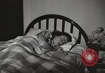 Standbild neuen Tag für arbeiten die amerikanischen Frauen New York United States USA, 1950, aus Sekunde 8 historischem Filmmaterial Videoclip 65675025321