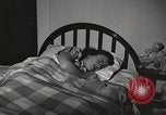 Standbild neuen Tag für arbeiten die amerikanischen Frauen New York United States USA, 1950, aus Sekunde 10 historischem Filmmaterial Videoclip 65675025321