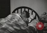 Standbild neuen Tag für arbeiten die amerikanischen Frauen New York United States USA, 1950, aus Sekunde 12 historischem Filmmaterial Videoclip 65675025321