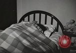 Standbild neuen Tag für arbeiten die amerikanischen Frauen New York United States USA, 1950, aus Sekunde 13 historischem Filmmaterial Videoclip 65675025321