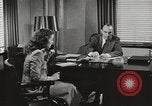Standbild Amerikanerin als Sekretär New York United States USA, 1950, aus Sekunde 12 historischem Filmmaterial Videoclip 65675025322