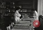 Standbild Bedeutung der amerikanischen Frauen als Arbeitskräfte New York United States USA, 1950, aus Sekunde 8 historischem Filmmaterial Videoclip 65675025323