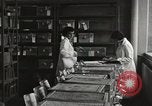 Standbild Bedeutung der amerikanischen Frauen als Arbeitskräfte New York United States USA, 1950, aus Sekunde 13 historischem Filmmaterial Videoclip 65675025323