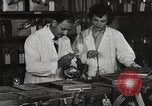 Standbild Bedeutung der amerikanischen Frauen als Arbeitskräfte New York United States USA, 1950, aus Sekunde 20 historischem Filmmaterial Videoclip 65675025323