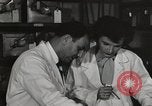 Standbild Bedeutung der amerikanischen Frauen als Arbeitskräfte New York United States USA, 1950, aus Sekunde 34 historischem Filmmaterial Videoclip 65675025323