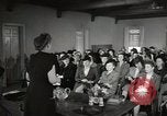 Standbild Frauen Wähler United States USA, 1947, aus Sekunde 12 historischem Filmmaterial Videoclip 65675025324