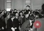 Standbild Frauen Wähler United States USA, 1947, aus Sekunde 26 historischem Filmmaterial Videoclip 65675025324