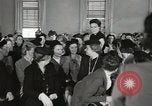 Standbild Frauen Wähler United States USA, 1947, aus Sekunde 29 historischem Filmmaterial Videoclip 65675025324