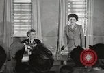Standbild Frauen Wähler United States USA, 1947, aus Sekunde 34 historischem Filmmaterial Videoclip 65675025324