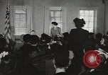 Standbild Frauen Wähler United States USA, 1947, aus Sekunde 43 historischem Filmmaterial Videoclip 65675025324