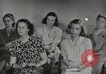 Standbild Frauen Wähler United States USA, 1947, aus Sekunde 53 historischem Filmmaterial Videoclip 65675025324