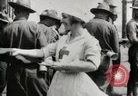 Standbild amerikanische Truppen die Rückkehr nach Ersten Weltkrieg United States USA, 1919, aus Sekunde 20 historischem Filmmaterial Videoclip 65675025328