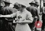 Standbild amerikanische Truppen die Rückkehr nach Ersten Weltkrieg United States USA, 1919, aus Sekunde 21 historischem Filmmaterial Videoclip 65675025328
