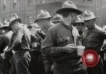 Standbild amerikanische Truppen die Rückkehr nach Ersten Weltkrieg United States USA, 1919, aus Sekunde 37 historischem Filmmaterial Videoclip 65675025328