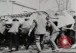 Standbild Ford 3 Tonne M1918 light Tanks umgeworfen während des Tests Michigan United States USA, 1918, aus Sekunde 16 historischem Filmmaterial Videoclip 65675025330