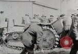Standbild Ford 3 Tonne M1918 light Tanks umgeworfen während des Tests Michigan United States USA, 1918, aus Sekunde 22 historischem Filmmaterial Videoclip 65675025330