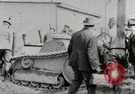 Standbild Ford 3 Tonne M1918 light Tanks umgeworfen während des Tests Michigan United States USA, 1918, aus Sekunde 23 historischem Filmmaterial Videoclip 65675025330