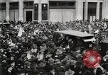 Standbild Trauerstaatsakt fuer USA unbekannter Soldat von  Ersten Weltkrieg United States USA, 1918, aus Sekunde 27 historischem Filmmaterial Videoclip 65675025335