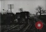 Standbild Ford Pkw und Lkw steckt in Schlamm United States USA, 1920, aus Sekunde 10 historischem Filmmaterial Videoclip 65675025336