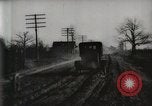 Standbild Ford Pkw und Lkw steckt in Schlamm United States USA, 1920, aus Sekunde 11 historischem Filmmaterial Videoclip 65675025336