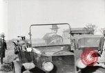 Standbild Ford Pkw und Lkw steckt in Schlamm United States USA, 1920, aus Sekunde 26 historischem Filmmaterial Videoclip 65675025336