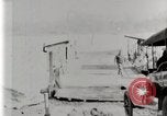 Standbild Autos fahren Sie auf River ferry United States USA, 1920, aus Sekunde 3 historischem Filmmaterial Videoclip 65675025338
