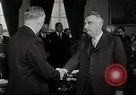 Immagine di Generale Marshall è giurato in Washington DC USA, 1947, secondo 19 filmato di repertorio 65675025349