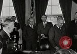 Immagine di Generale Marshall è giurato in Washington DC USA, 1947, secondo 22 filmato di repertorio 65675025349