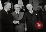 Immagine di Generale Marshall è giurato in Washington DC USA, 1947, secondo 25 filmato di repertorio 65675025349