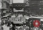 Immagine di Union Square New York City all'inizio del 1900 New York City USA, 1915, secondo 6 filmato di repertorio 65675025360
