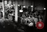 Image colis Croix-Rouge Mindanao Philippines, 1944, de la seconde 14 séquences d'archives historiques vidéo 65675025362