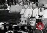 Image Henry Ford et amis United States USA, 1920, de la seconde 19 séquences d'archives historiques vidéo 65675025372