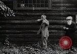 Image Henry Ford et ami United States USA, 1920, de la seconde 4 séquences d'archives historiques vidéo 65675025374