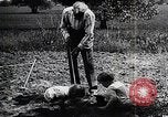 Image Henry Ford avec petits-fils United States USA, 1924, de la seconde 4 séquences d'archives historiques vidéo 65675025376