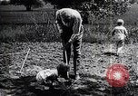 Image Henry Ford avec petits-fils United States USA, 1924, de la seconde 9 séquences d'archives historiques vidéo 65675025376