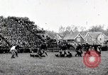 Standbild Kamera Männer mit der Hand durchgedreht motion picture Kameras United States USA, 1924, aus Sekunde 7 historischem Filmmaterial Videoclip 65675025384
